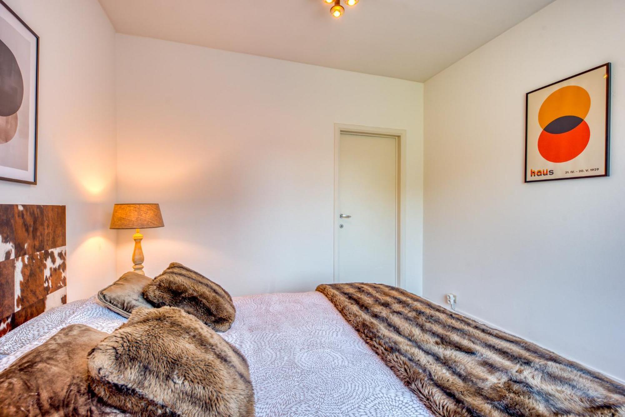 Belle Maison Bourgeoise Partagee De 4 Logements Liege Luaran gambar