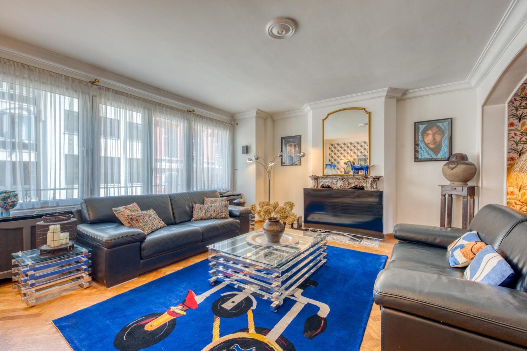 Belle Maison Bourgeoise Partagee De 4 Logements Liege Luaran gambar