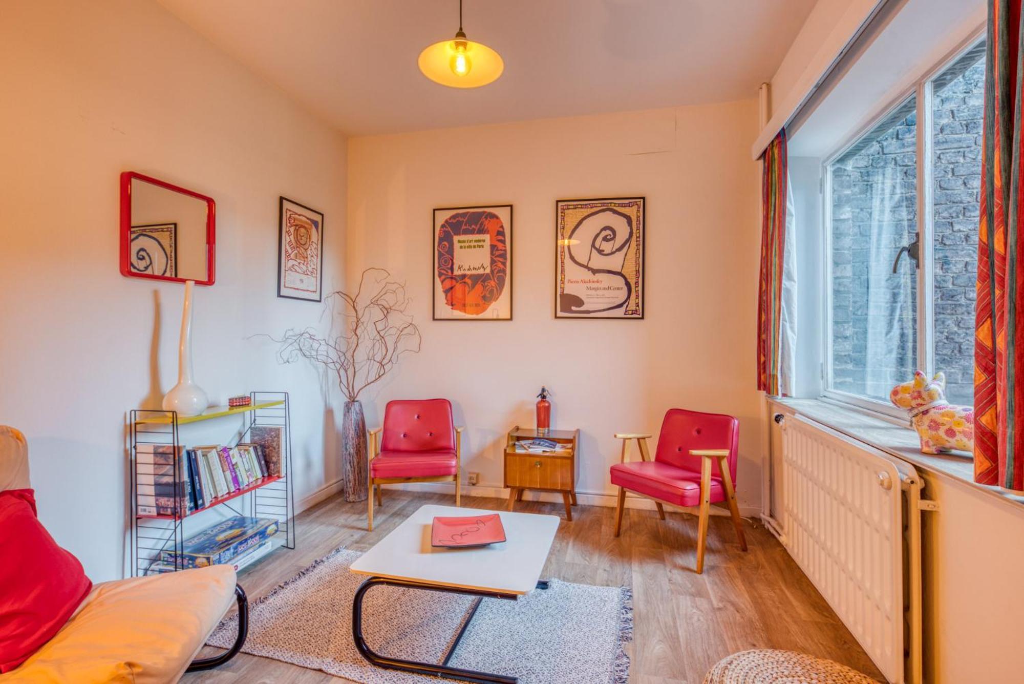 Belle Maison Bourgeoise Partagee De 4 Logements Liege Luaran gambar