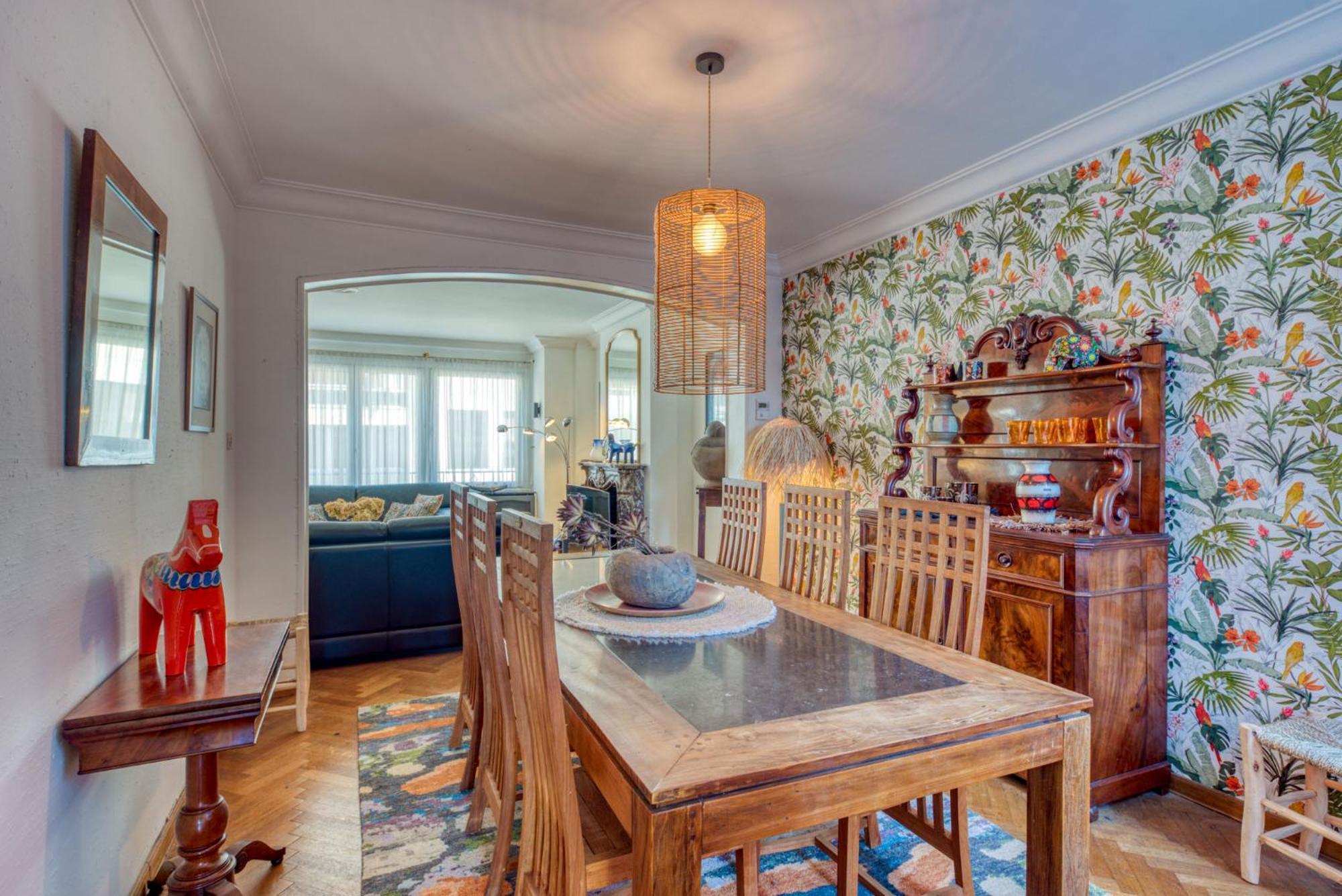 Belle Maison Bourgeoise Partagee De 4 Logements Liege Luaran gambar